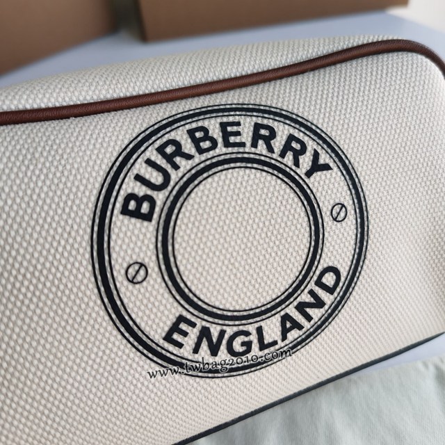 Burberry專門店新款專屬標識拉鏈洗漱包 巴寶莉手拿包收納包 yxb1060